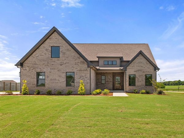 500 Cottontail Tr, Killen, AL 35645
