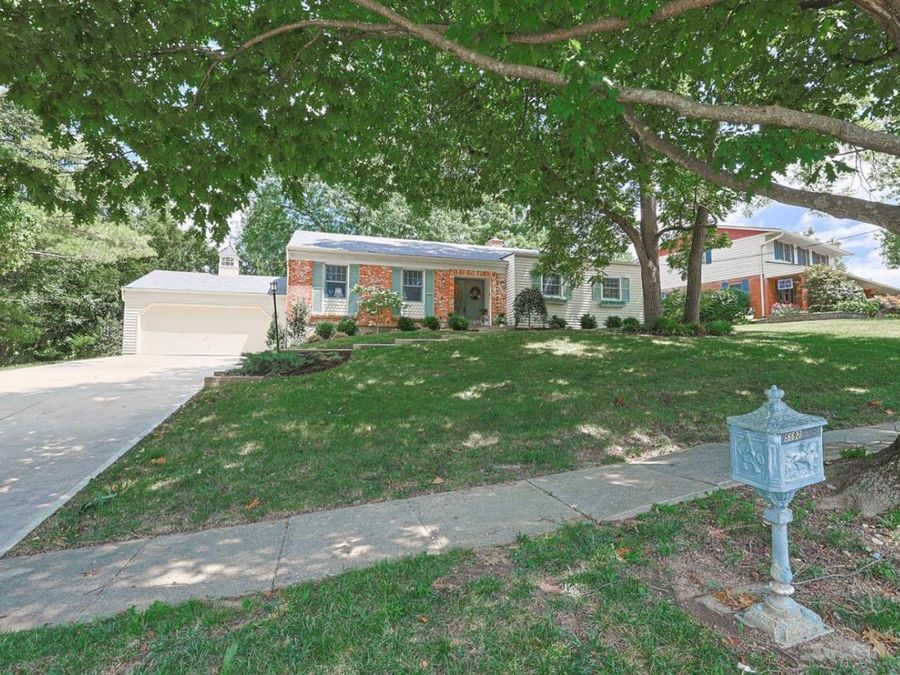 5592 Windermere Lane, Fairfield, OH 45014 Photo 2
