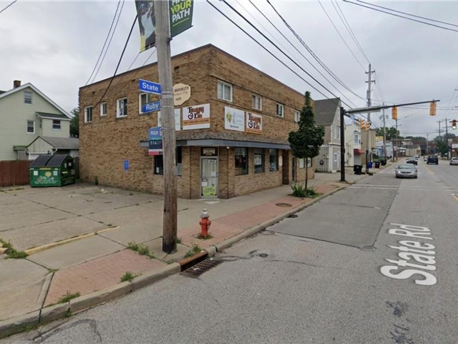 4427 State Road , Unit 2nd Floor, Cleveland, OH 44109 Photo 1