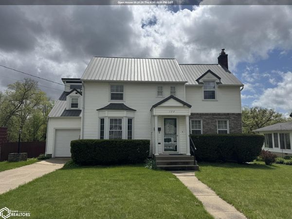 132 W Alta Vista Avenue, Ottumwa, IA 52501