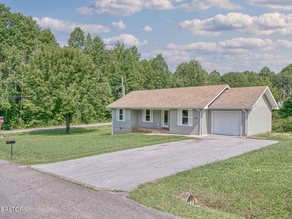 500 Forrest Cove Lane, Cookeville, TN 38501
