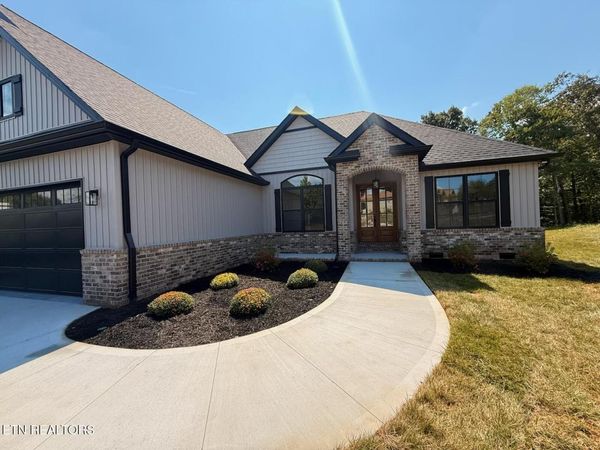 128 Nunyu Tr, Vonore, TN 37885