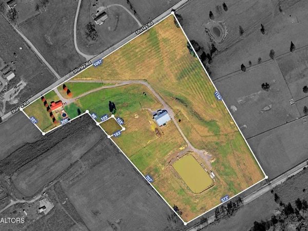833 Shirley Rd, Washburn, TN 37888