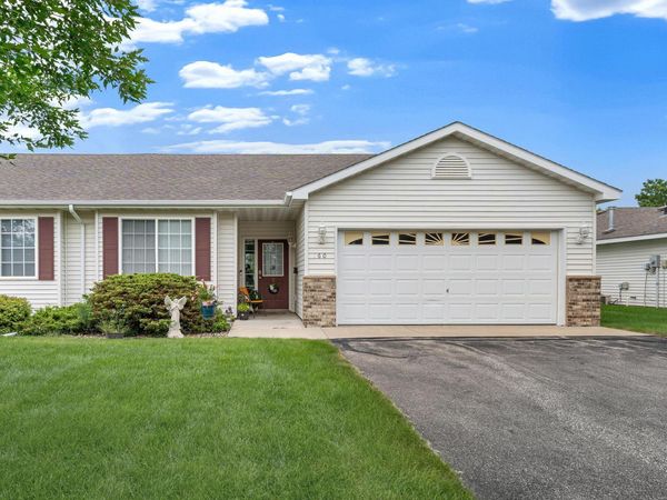 160 24th Place NW, Owatonna, MN 55060
