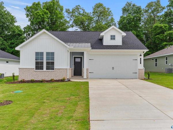 34 Aurora Circle, Fayetteville, TN 37334
