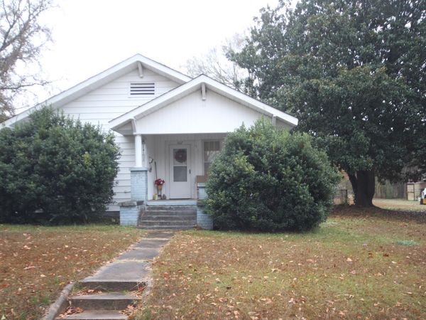 607 Oak W , Nashville, AR 71852