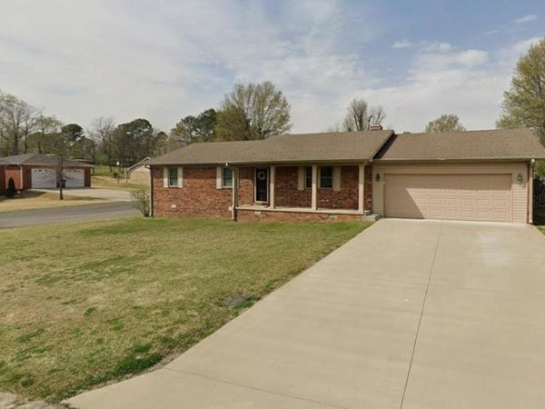 4505 prince , Paragould, AR 72450