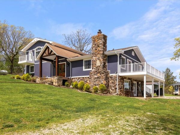 5421 Highway 143 , Berryville, AR 72616
