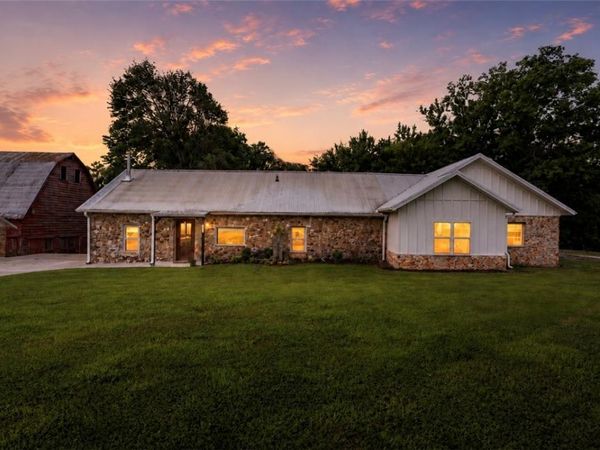 453 Goose Creek Road , Farmington, AR 72730