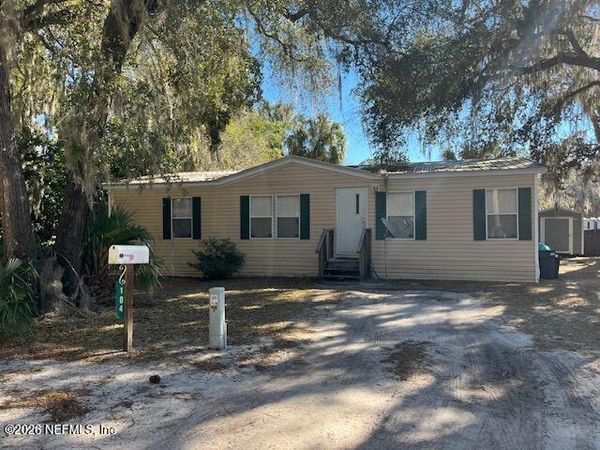 104 LUNKER LODGE Road, Georgetown, FL 32139