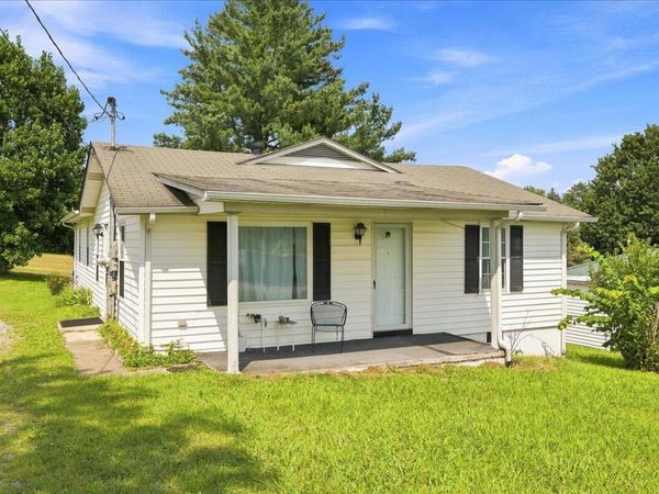 1324 Davis Street, Morristown, TN 37814