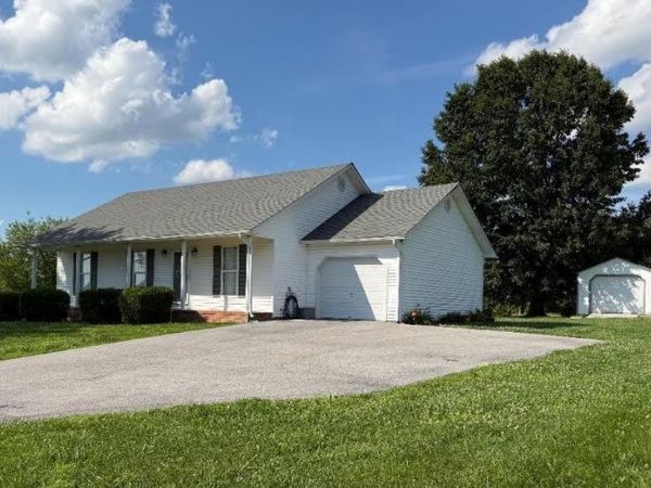 1570 Park City Glasgow Road , Glasgow, KY 42141