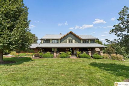 10844 S 180 Street, Omaha, NE 68136
