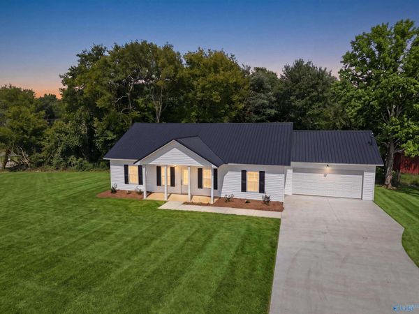 260 Carrington Lane, Albertville, AL 35950