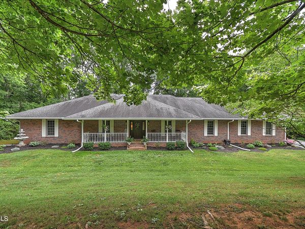 145 Zeb Grindstaff Road, Elizabethton, TN 37643