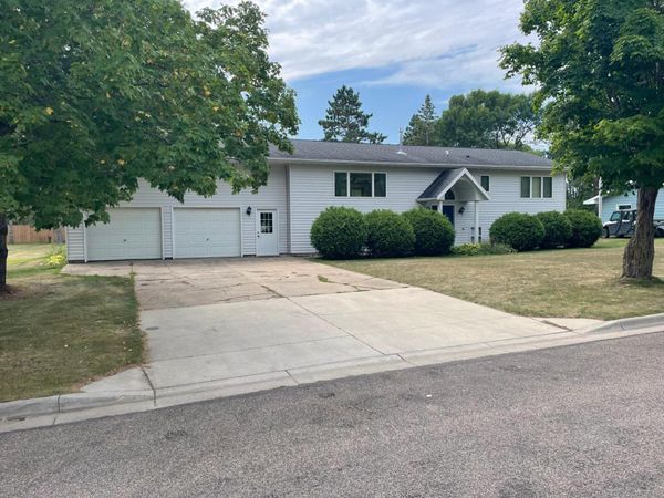 104 Poulson Avenue , Henning, MN 56551