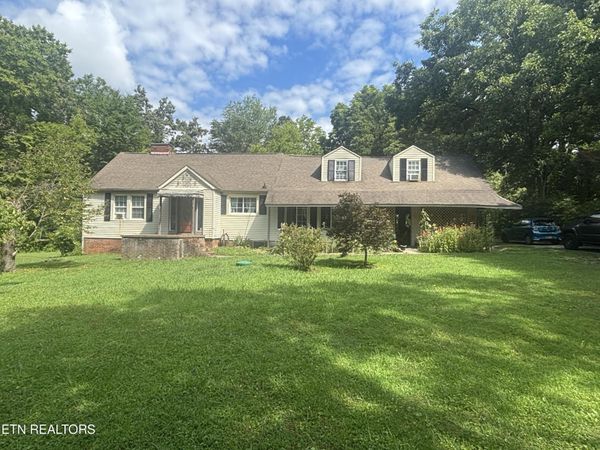 209 E Norton Rd, Knoxville, TN 37920