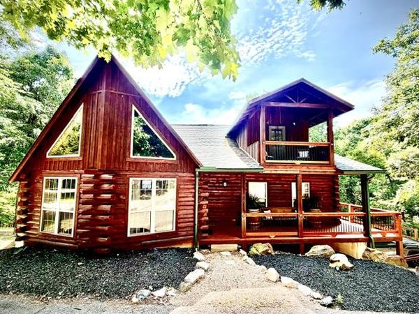 369 Lake Forest Drive , Eureka Springs, AR 72631