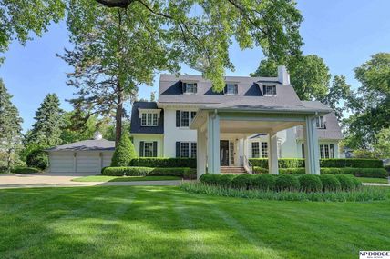 401 Fairacres Road, Omaha, NE 68132