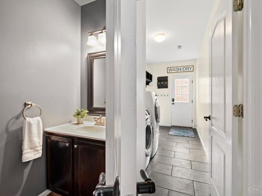 821 Almahurst Lane, Miami Township, OH 45140 Photo 16