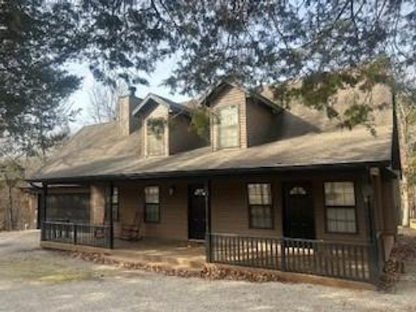 1 Thomas Circle , Holiday Island, AR 72631