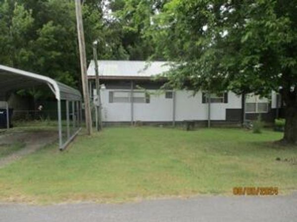 273 W Pine Street, Batesville, AR 72501
