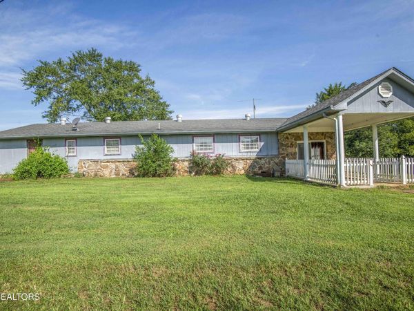 180 Bernard Rd, Sweetwater, TN 37874