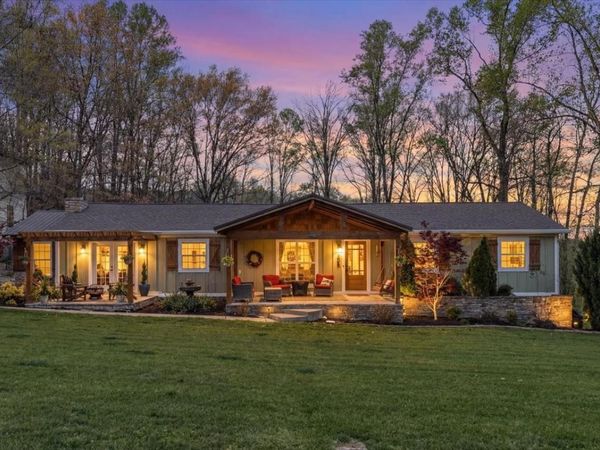 739 Lakeview St , Estill Springs, TN 37330