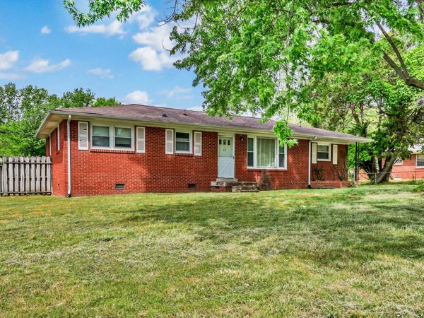 62 Bel Air Blvd , Clarksville, TN 37042