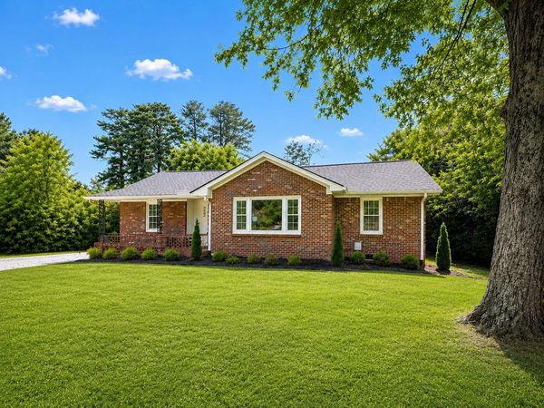 922 MCKELLAR DRIVE , Tullahoma, TN 37388