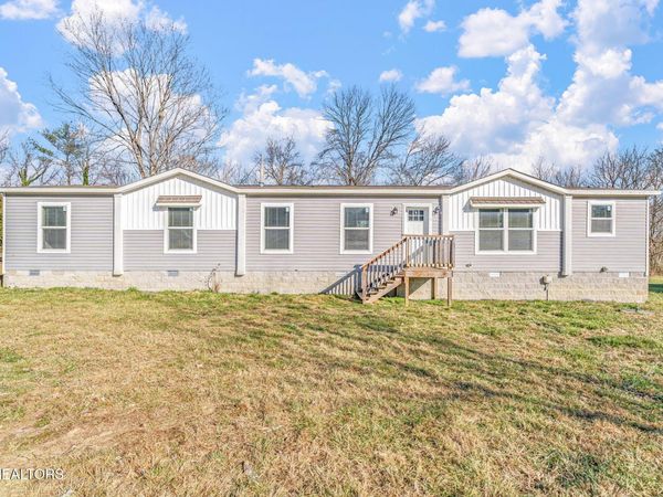324 West Blvd , Oneida, TN 37841