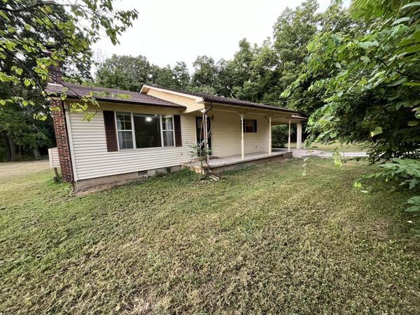 75 Moore Avenue, Batesville, AR 72501