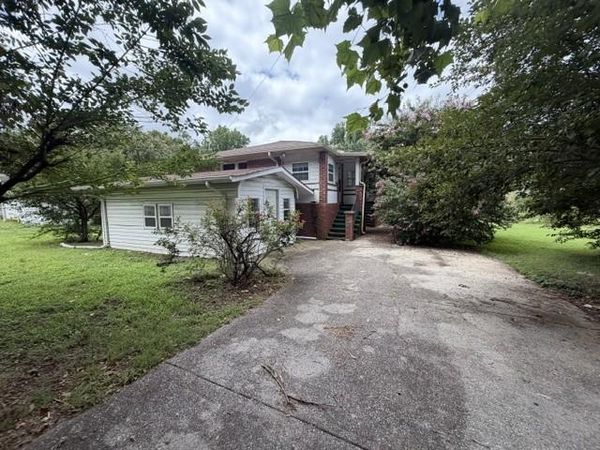 1031 College Ave , Nashville, TN 37209