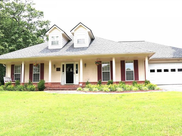 130 GRACE AVE, Atoka, TN 38004