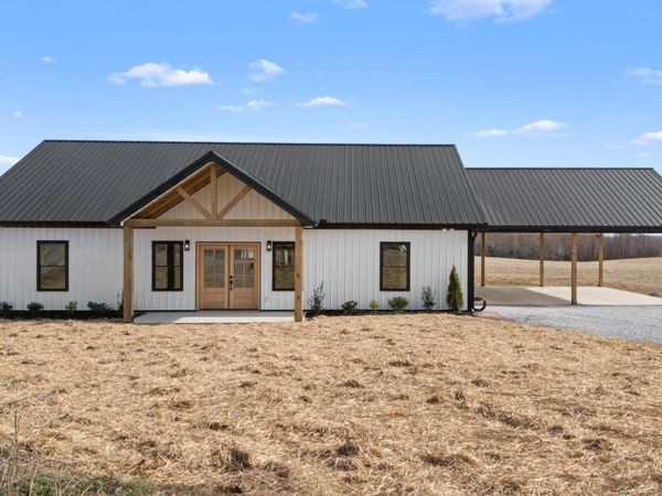 6245 McMinnville Hwy , Smithville, TN 37166