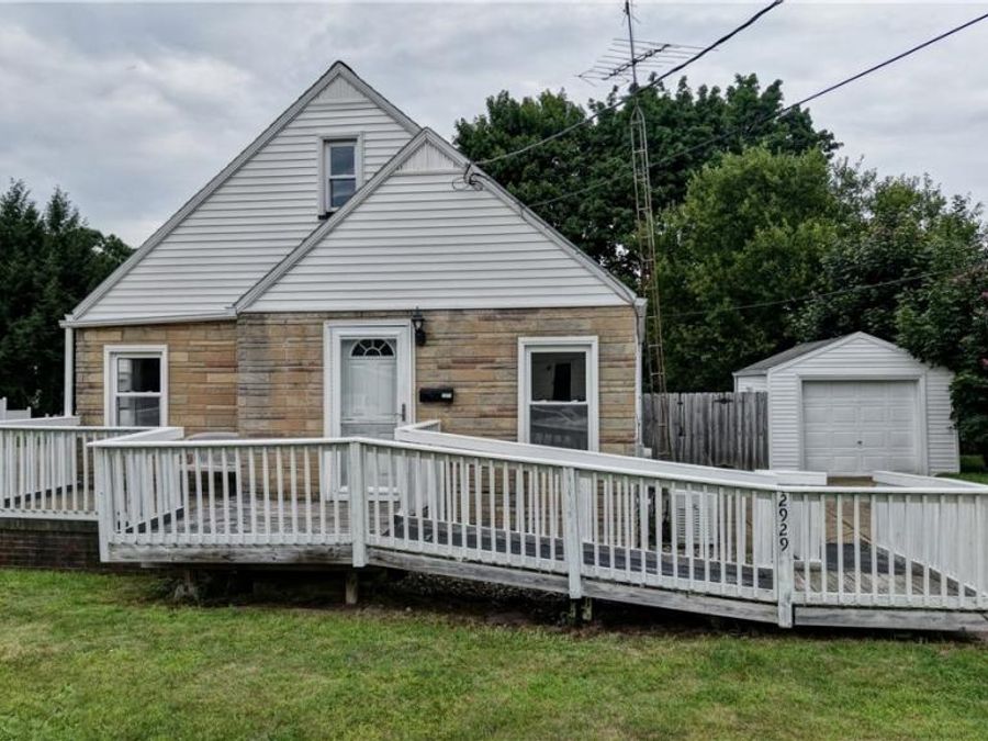 2929 Helen Place NW, Canton, OH 44708 Photo 1