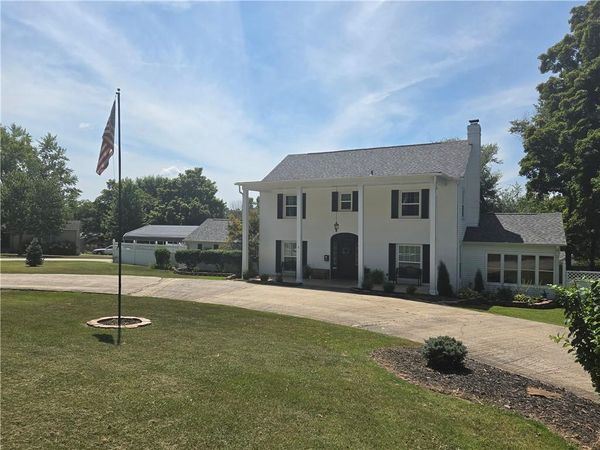 8 Westwood Drive , Harrison, AR 72601