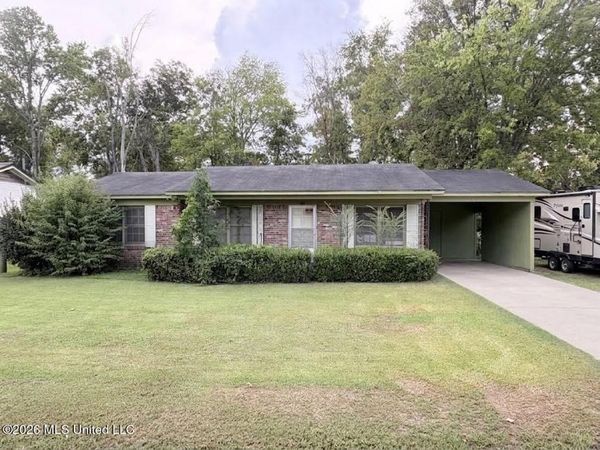 212 N Willow Drive, Yazoo City, MS 39194