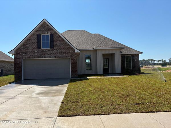 32 Red Oak Drive, Long Beach, MS 39560