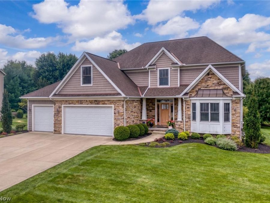 5158 Merrit Drive, Sagamore Hills, OH 44067 Photo 1
