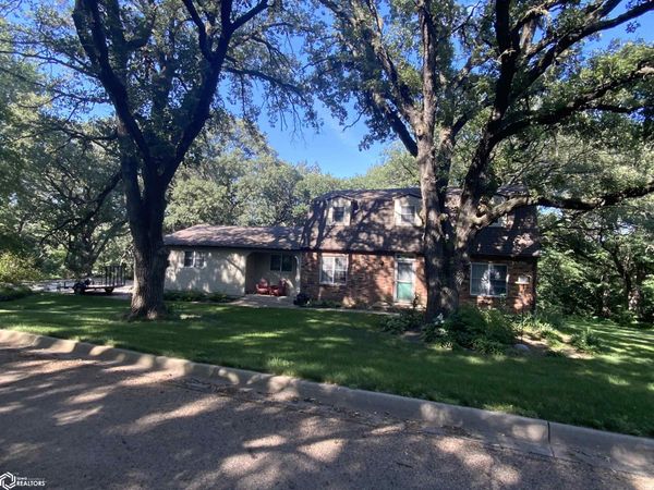 2392 Oak Brook Drive, Denison, IA 51442