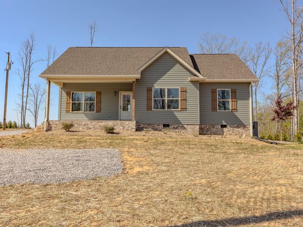 739 Long Mountain Rd , McMinnville, TN 37110