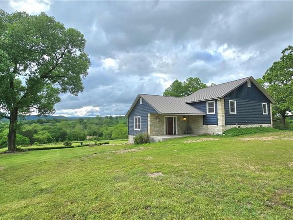 2380 Highway 143 , Berryville, AR 72616
