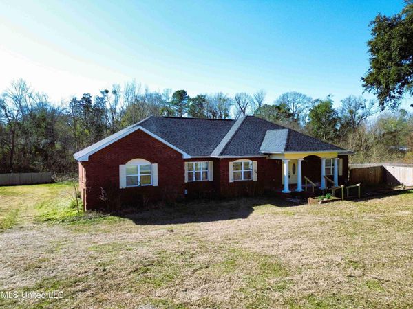 4700 Thompson Street, Moss Point, MS 39563