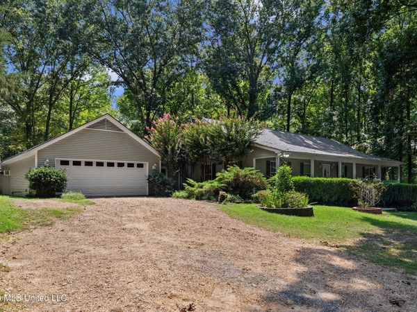 2500 Mays Road, Coldwater, MS 38618