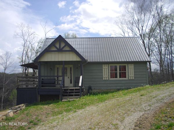 2520 Riverton Rd, Jamestown, TN 38556