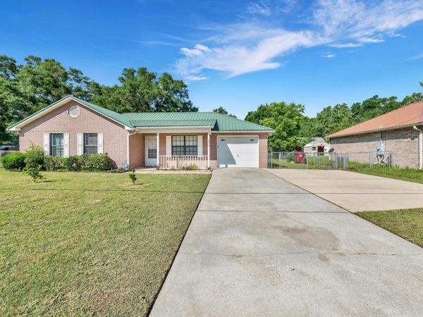 1232 Mapoles Street, Crestview, FL 32536