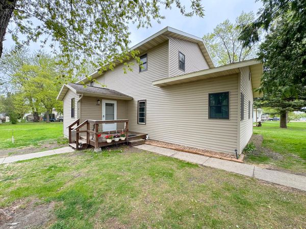 306 W Washington Avenue , Elizabeth, MN 56533