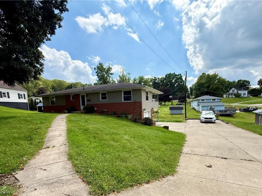 1719 Cambridge Road , Coshocton, OH 43812 Photo 1