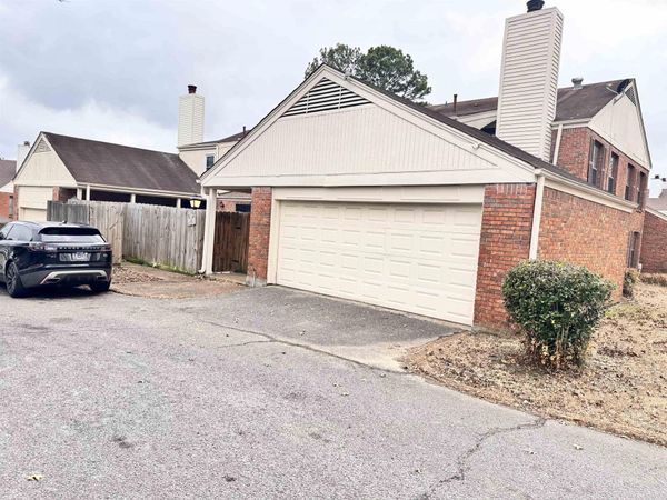 3647 NORTHCLIFFE DR, Unit 1, Memphis, TN 38128